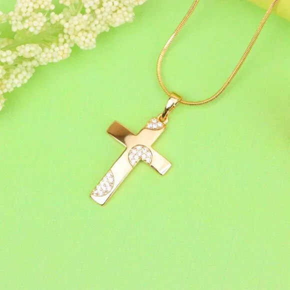 "Elegant Rose Gold Cross Pendant with Crystal Accents for Women & Men, XPPT1738 - Picture 12 of 13